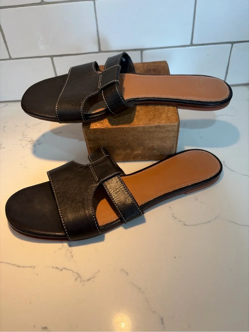 Cole Haan Grand.ØS Black Leather Slide Sandals Women’s Size 7